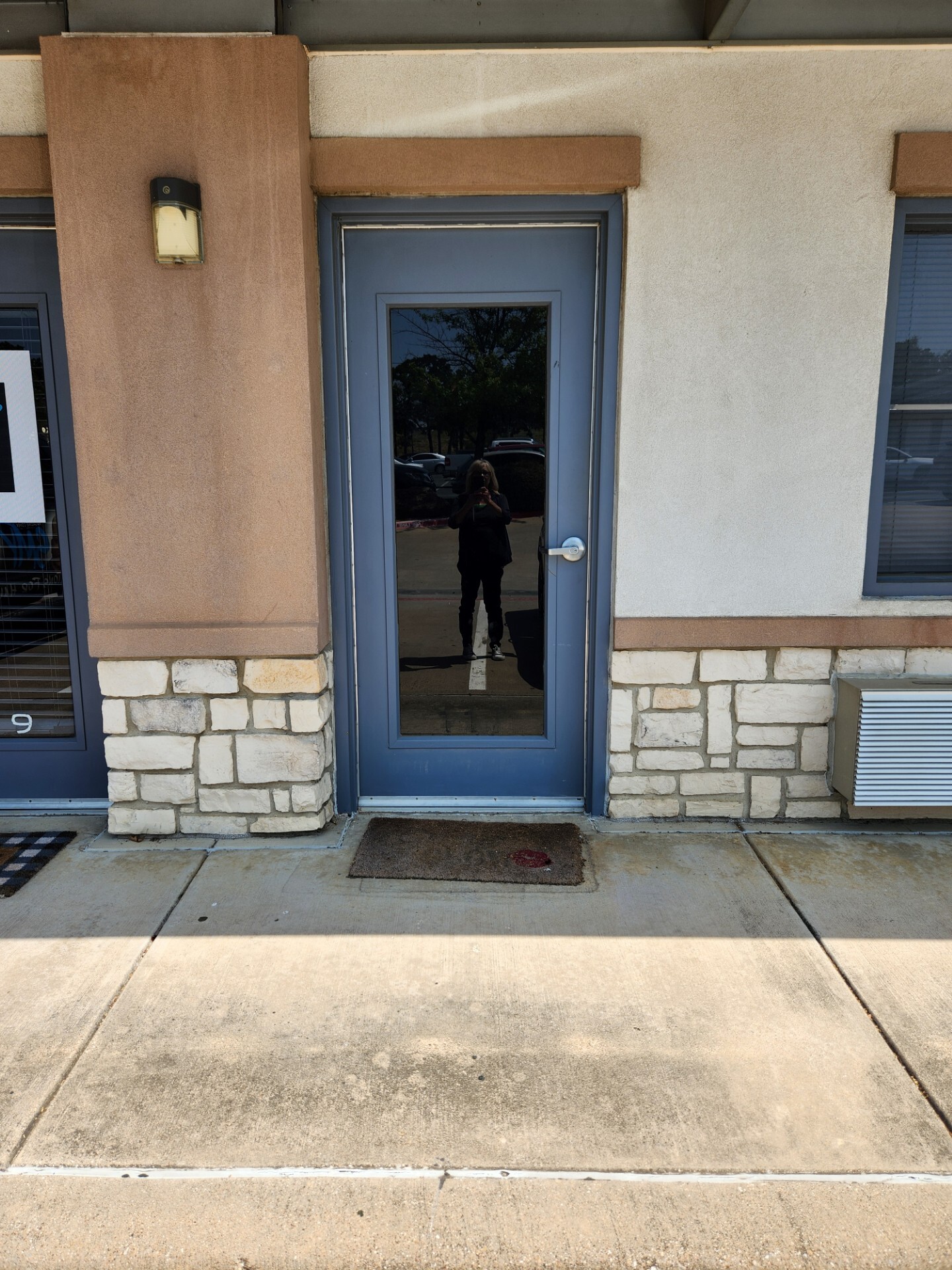 4303 S Bowen Rd, Arlington, TX for lease Building Photo- Image 1 of 5