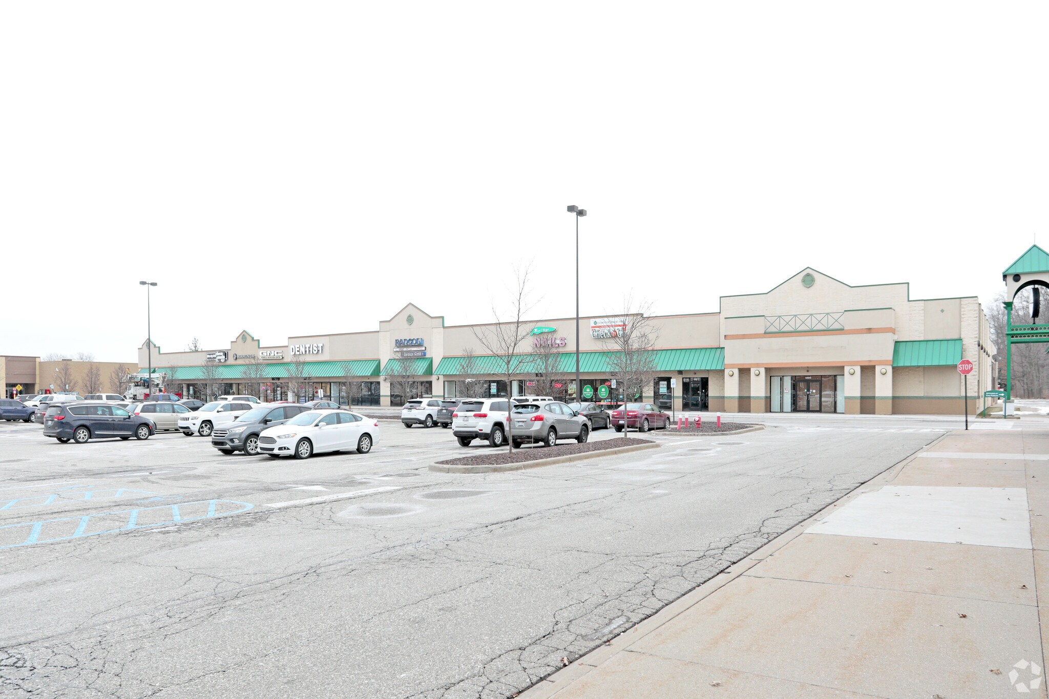 44615-44645 Mound Rd, Sterling Heights, MI for sale Primary Photo- Image 1 of 1