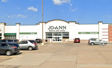 1407-1415 Flammang Dr, Waterloo, IA for lease Interior Photo- Image 1 of 2