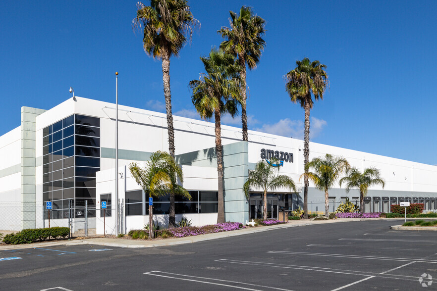 17101 Heacock St, Moreno Valley, CA for lease - Building Photo - Image 1 of 7