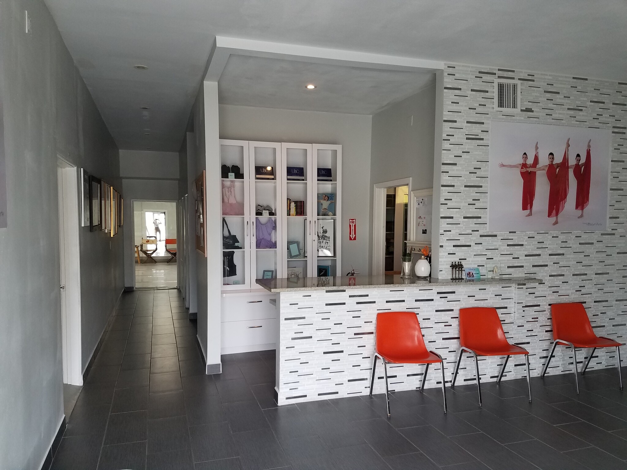 924 N Dixie Hwy, Lake Worth, FL for lease Interior Photo- Image 1 of 4