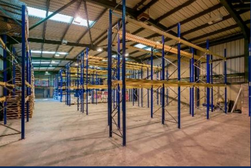 17-20 Arden Rd, Alcester for sale - Interior Photo - Image 3 of 3