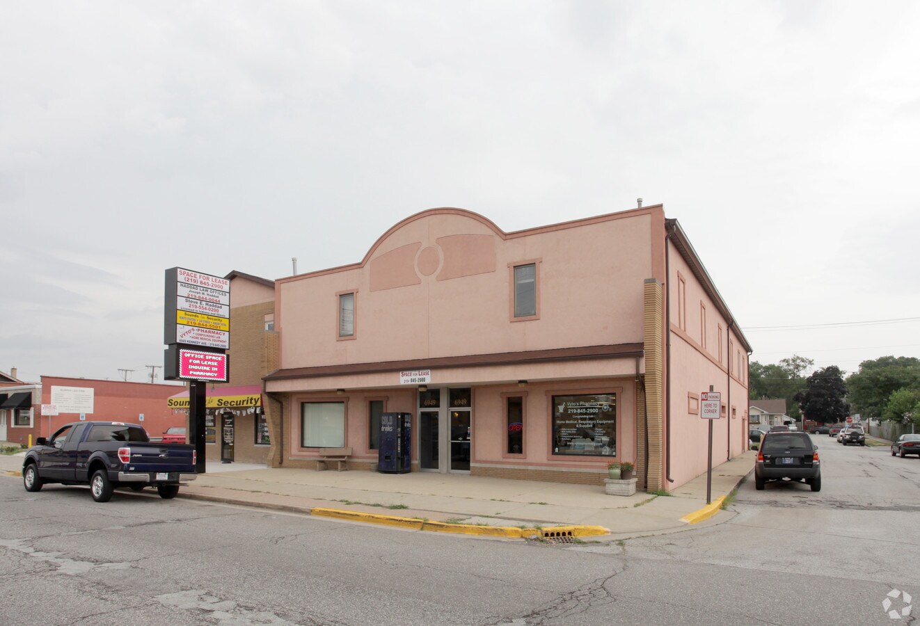 6949 Kennedy Ave, Hammond, IN 46323