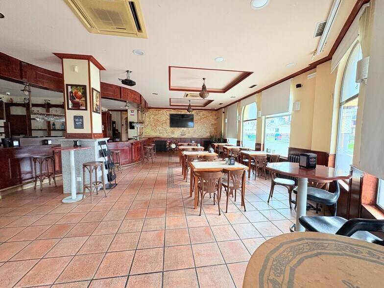 Retail in Camponaraya for sale - Building Photo - Image 3 of 20