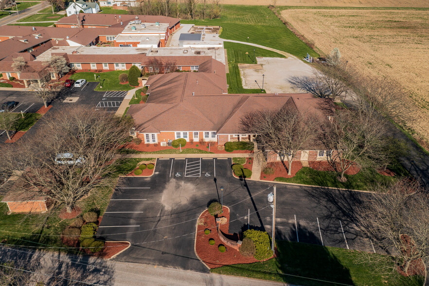 7222 Day Ave SW, Navarre, OH for lease - Aerial - Image 2 of 41