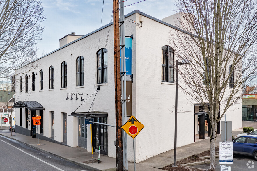 2310-2325 NW Westover Rd, Portland, OR for lease - Building Photo - Image 2 of 5