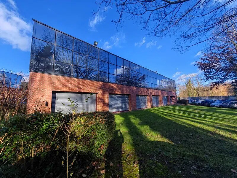 2 Allée Hendrik Lorentz, Champs-sur-Marne for lease Building Photo- Image 1 of 11
