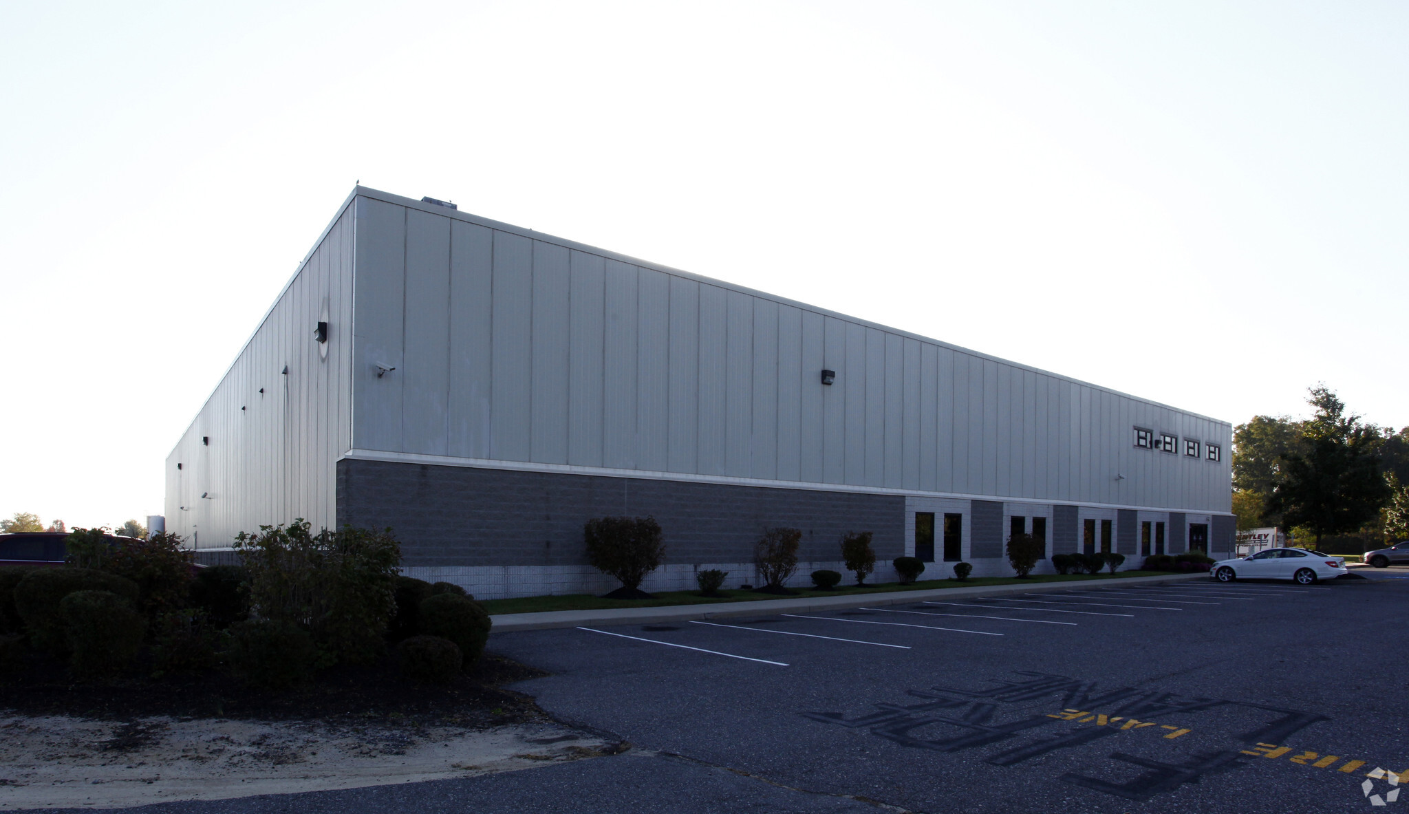 200 Eagle Ct, Swedesboro, NJ for lease Primary Photo- Image 1 of 6