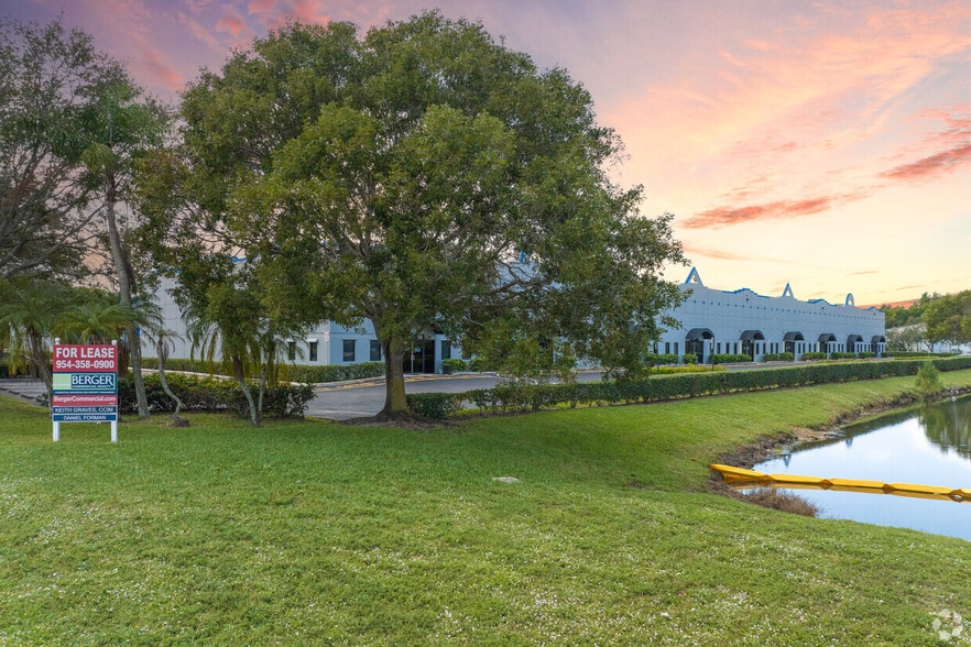 5101-5181 NW 108th Ave, Sunrise, FL for lease - Building Photo - Image 2 of 13