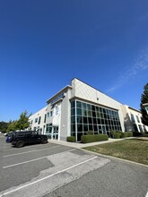 1647 Broadway St, Port Coquitlam, BC for lease Building Photo- Image 2 of 11