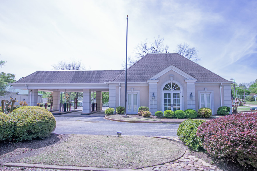 25 S Grand Ave, Brownsville, TN for sale - Building Photo - Image 1 of 1