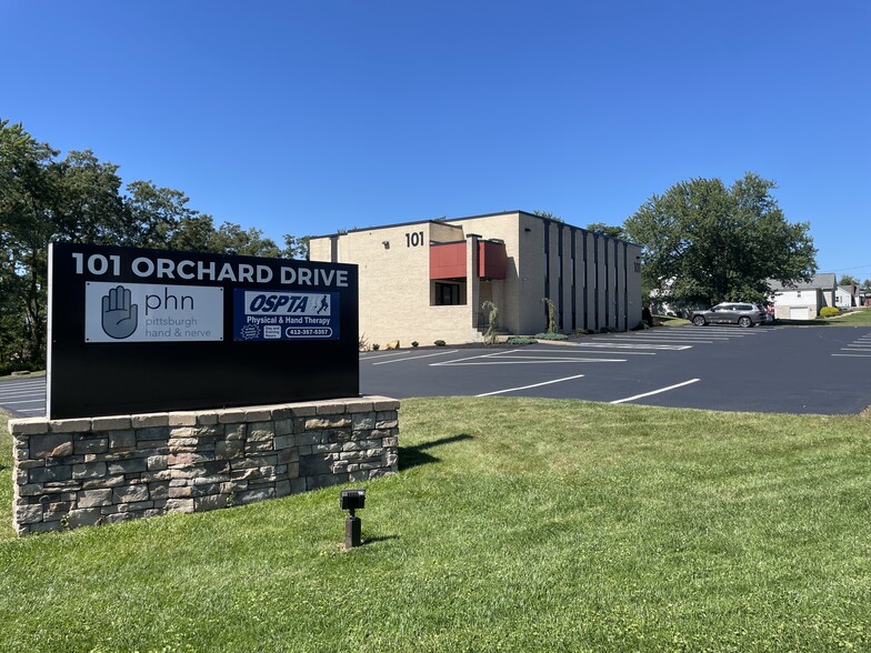 101 Orchard Dr, Trafford, PA for lease - Building Photo - Image 3 of 18