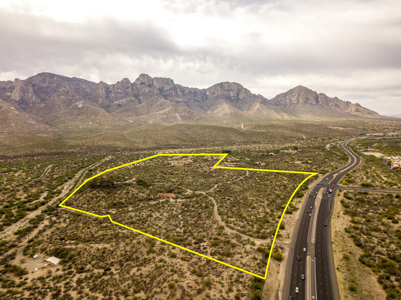 12210 N Oracle Rd, Tucson, AZ for sale - Primary Photo - Image 1 of 1