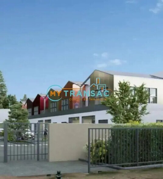 Flex in Montgeron for sale - Building Photo - Image 2 of 9