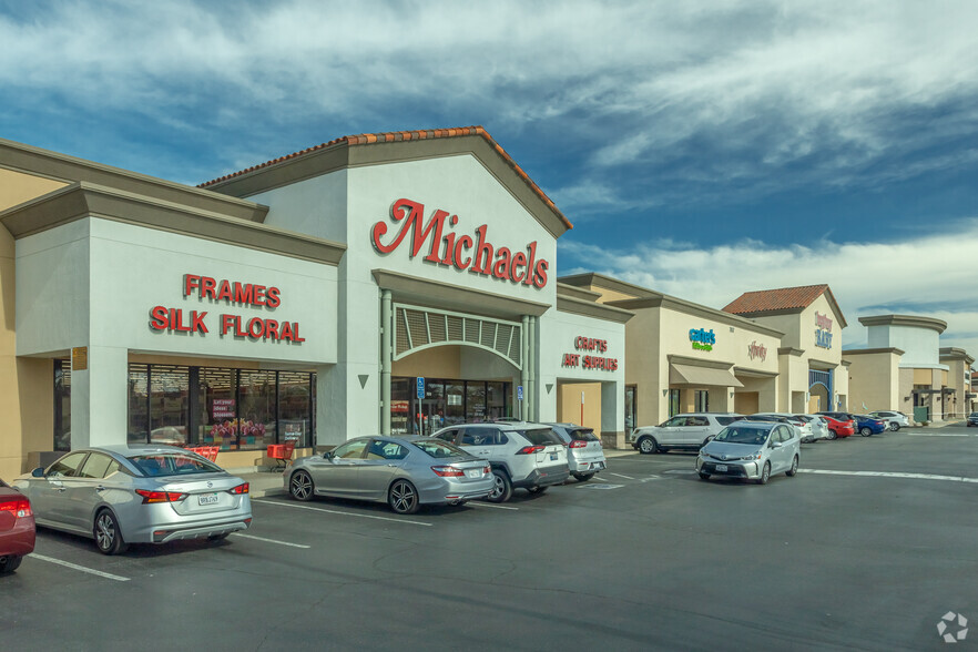 7401-7727 Laguna Blvd, Elk Grove, CA for lease - Building Photo - Image 3 of 10