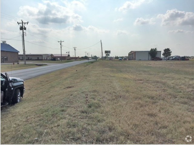 Piedmont Rd, Piedmont, OK for sale - Primary Photo - Image 1 of 25