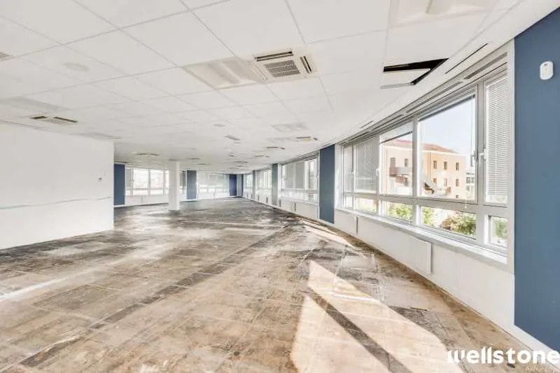 28-30 Rue De Cambrai, Paris for lease - Building Photo - Image 3 of 9