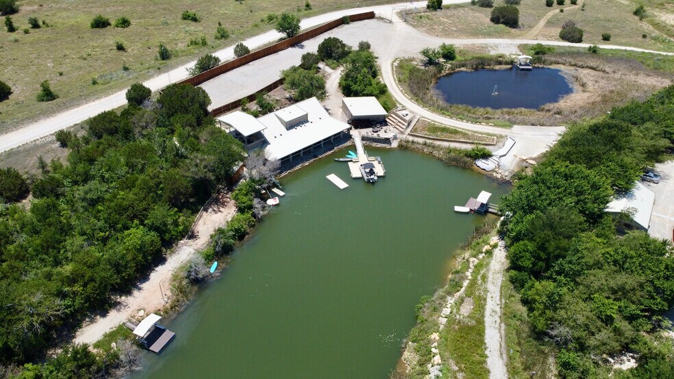 4636 Halsell Ranch Rd, Jacksboro, TX 76458 Lake Godstone Retreat