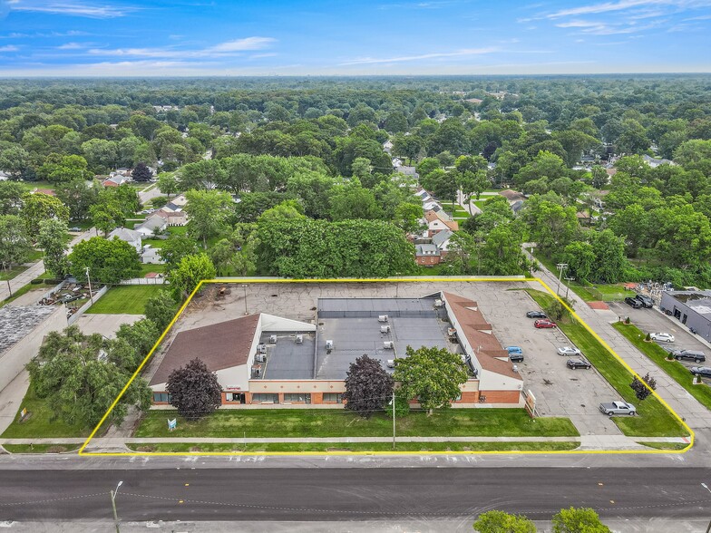 1529-1559 S Wayne Rd, Westland, MI for lease - Building Photo - Image 1 of 5