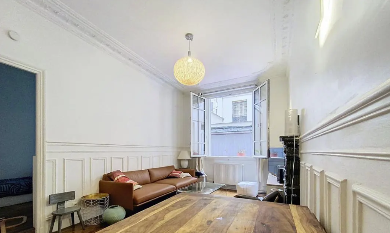 Paris, PAR 75015 - Unit Lot 1 -  - Interior Photo - Image 1 of 1