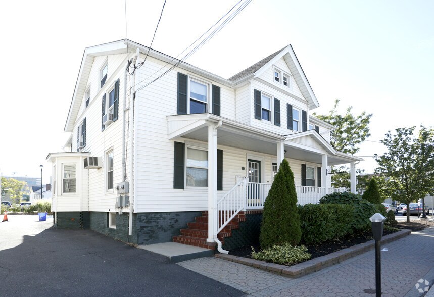 28-30 Maple St, Somerville, NJ for sale - Primary Photo - Image 1 of 1