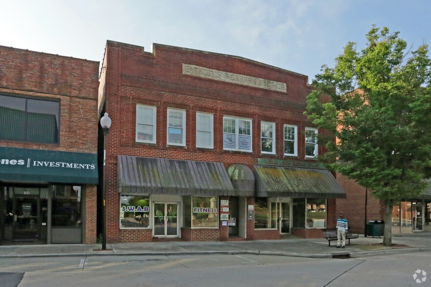 100102 N Main St, Roxboro, NC 27573