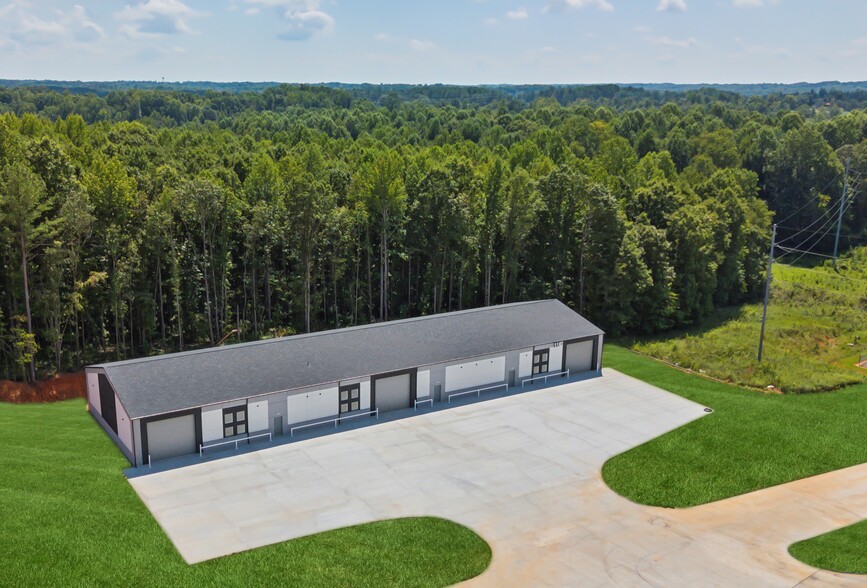 117 Innovation Dr, Statesville, NC for lease - Aerial - Image 2 of 10