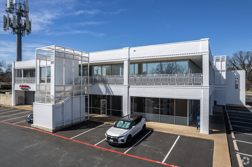 718 N Buckner Blvd, Dallas, TX for lease - Building Photo - Image 1 of 8