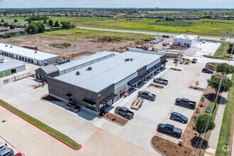 3200 S Santa Fe Ave, Moore, OK - AERIAL  map view - Image1