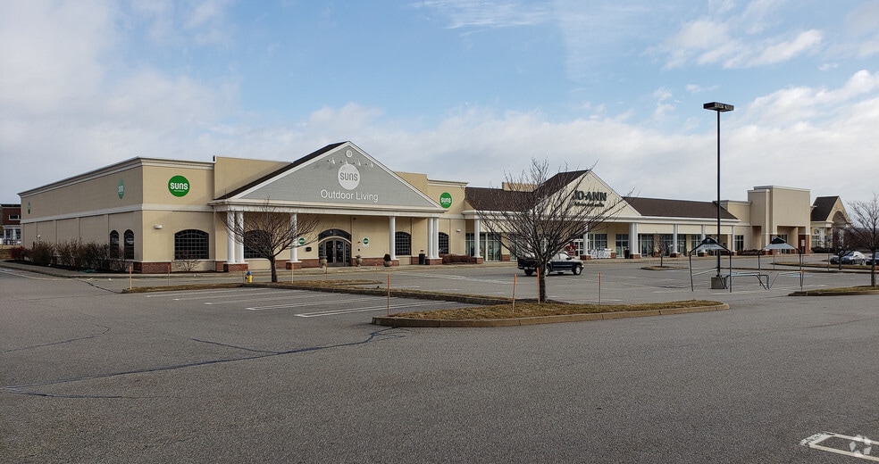 60 Long Pond Rd, Plymouth, MA for sale - Building Photo - Image 1 of 1