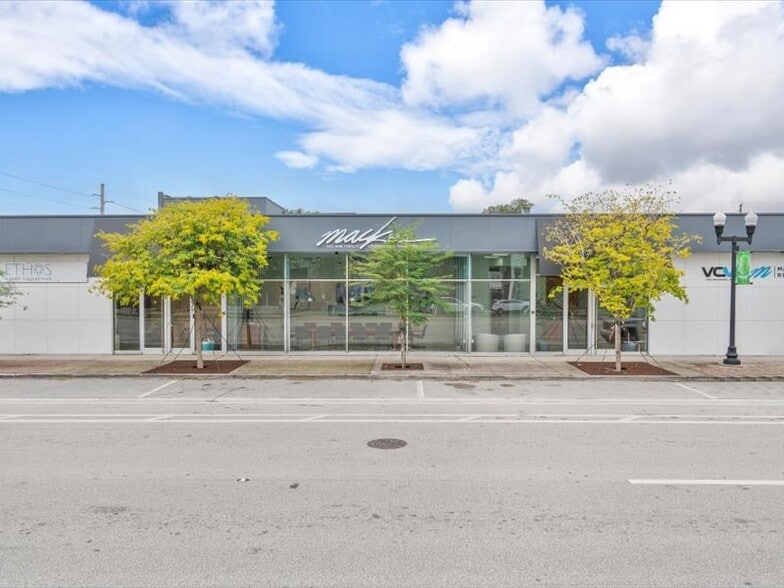 2404 Hollywood Blvd, Hollywood, FL for lease - Building Photo - Image 2 of 39