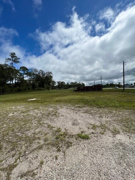 2046 US-1, Hilliard, FL for sale - Primary Photo - Image 1 of 1