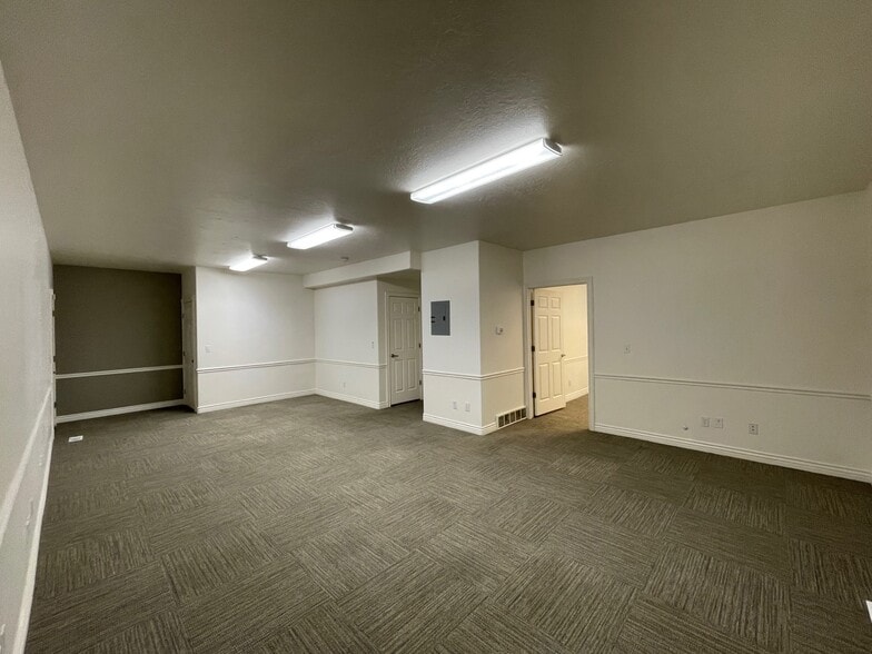843-845 S 220 E, Orem, UT for lease - Building Photo - Image 3 of 11