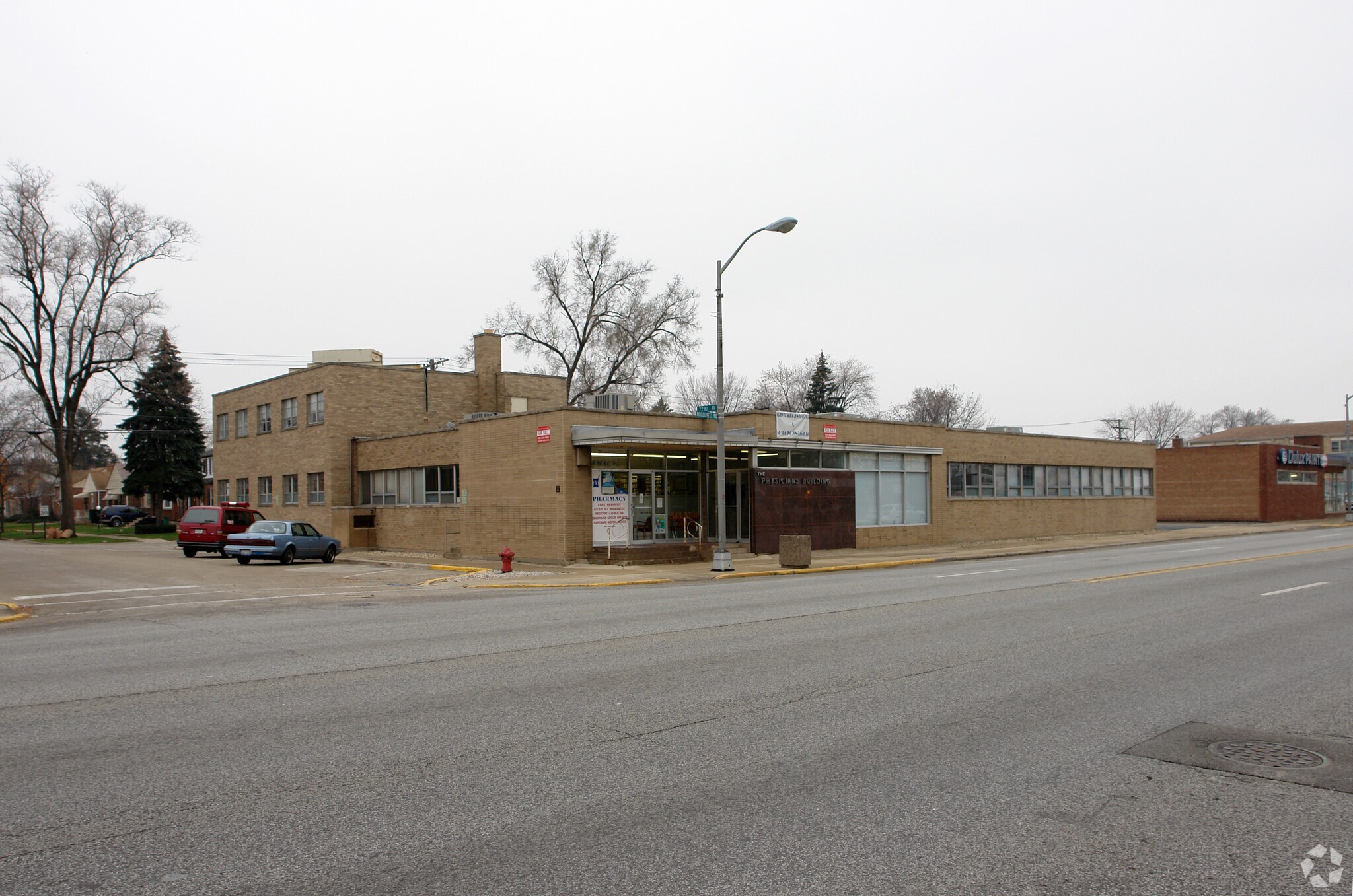 2200 W Roosevelt Rd, Broadview, IL 60155 Office for Sale