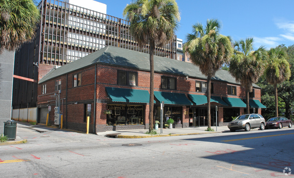 35 Abercorn St, Savannah, GA for lease - Building Photo - Image 2 of 5