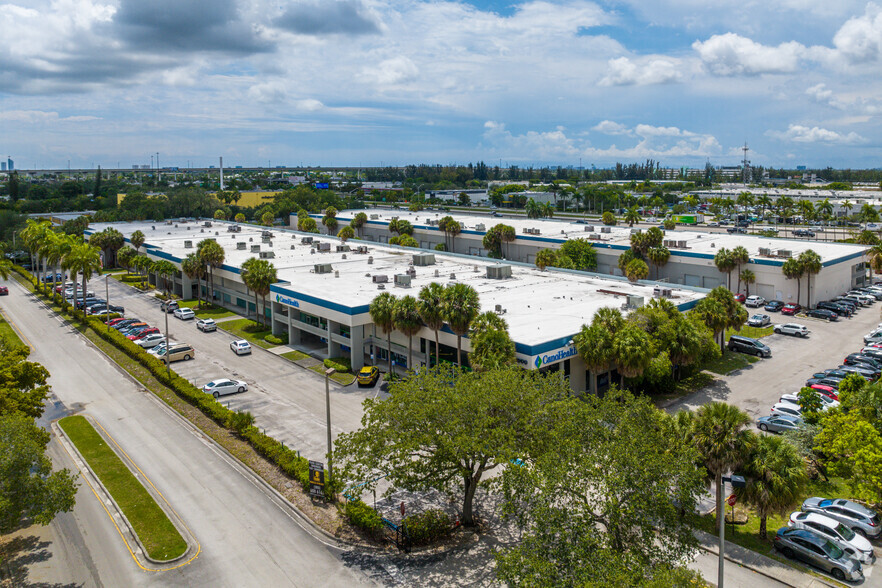 1000 Park Centre Blvd, Miami, FL 33169 - FLEX/RETAIL/SHOWROOM - BROKER ...