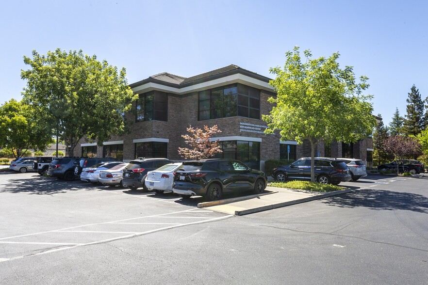 1111 Exposition Blvd, Sacramento, CA for lease - Building Photo - Image 1 of 2