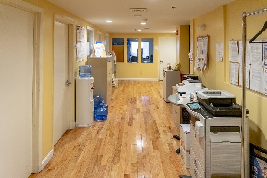 18 Shepard St, Brighton, MA for lease - Interior Photo - Image 1 of 20