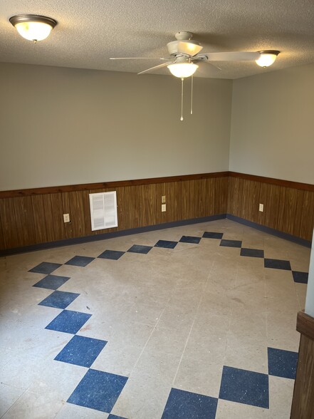 880 Rutherfordton Hwy, Chesnee, SC for lease - Building Photo - Image 3 of 17