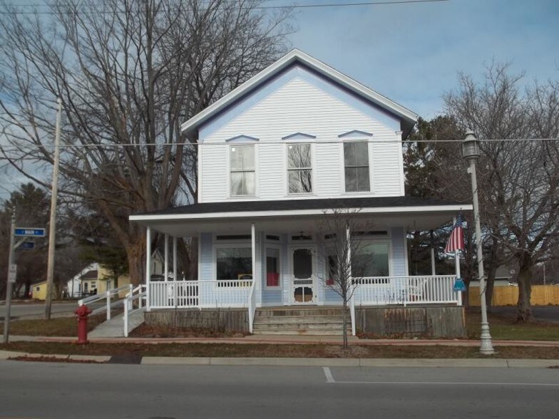 301 E Main St, Harrisville, MI 48740