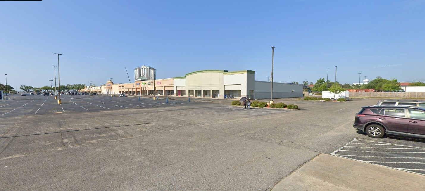 2650 Beach Blvd, Biloxi, MS for lease Building Photo- Image 1 of 3