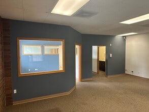 4720 200th St SW, Lynnwood, WA for lease Interior Photo- Image 2 of 9
