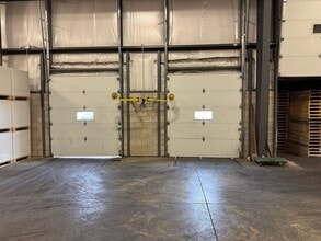 24 Old Onondaga Rd W, Brantford, ON for lease Interior Photo- Image 1 of 3