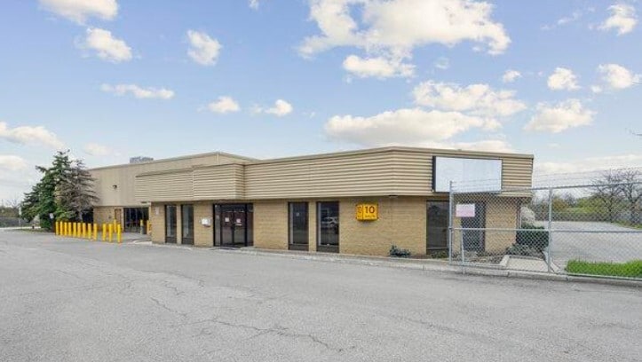1400 Advance Rd, Oakville, ON for sale - Building Photo - Image 1 of 3
