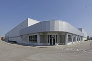 185 Courtneypark Dr, Mississauga ON - Warehouse