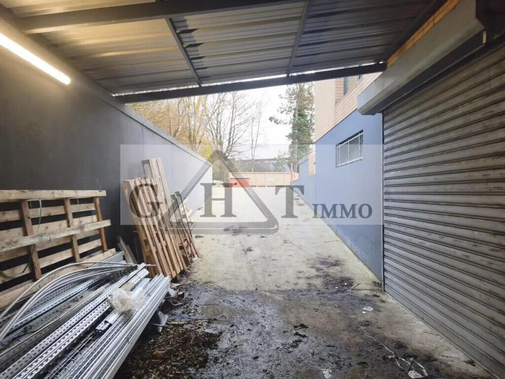 Vente Bureaux 1 240 m² - Photo 1
