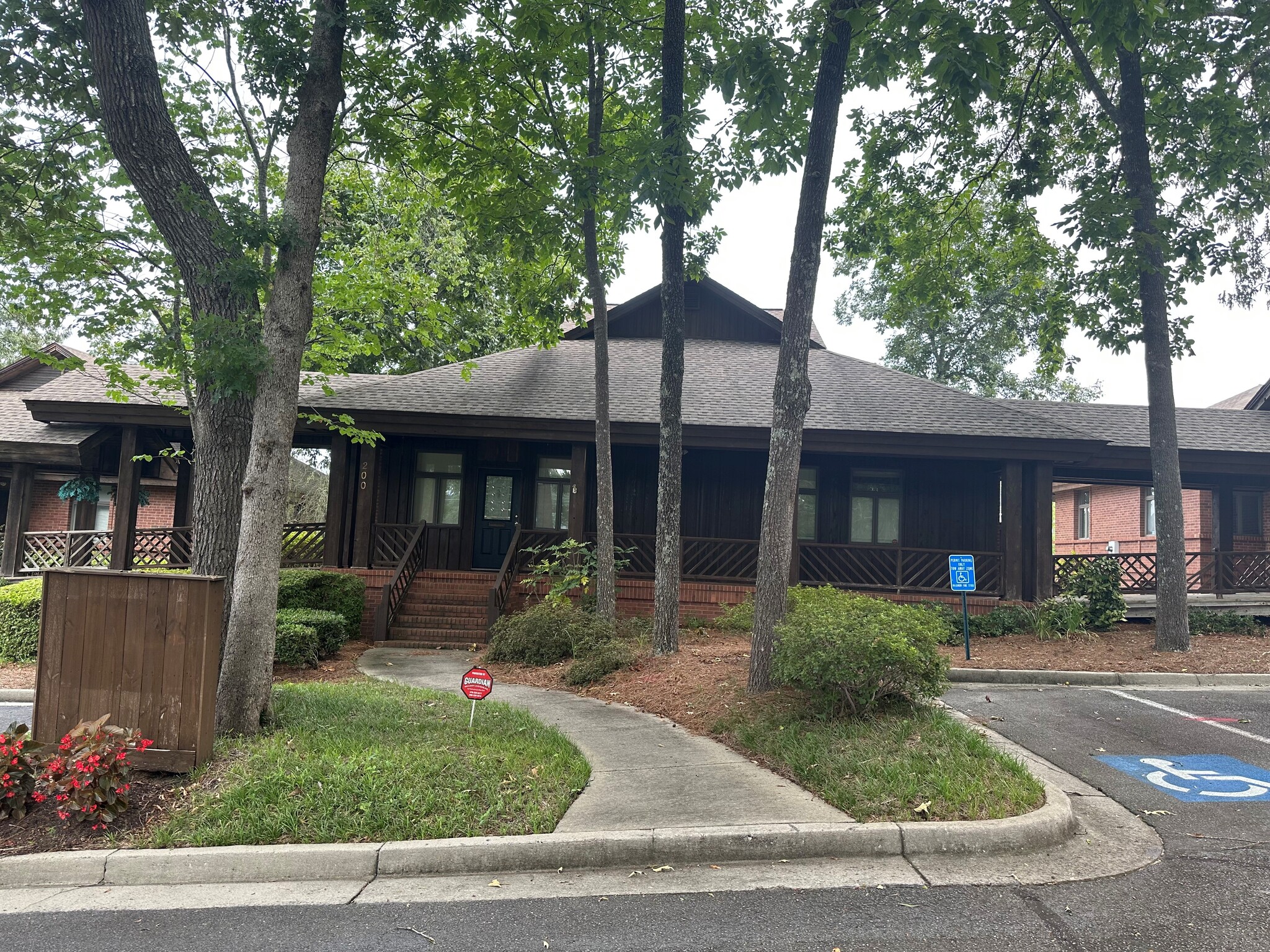 200 Corporate Pointe, Warner Robins, GA for lease Building Photo- Image 1 of 3