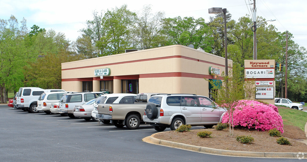 1010 Woods Crossing Rd, Greenville, SC for lease - Building Photo - Image 3 of 4