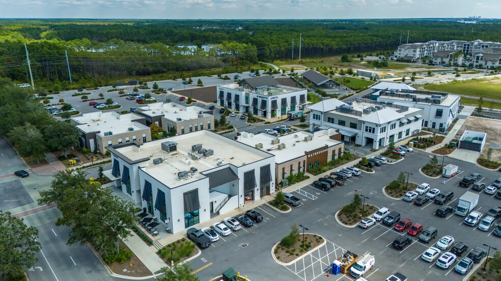 19 Plaza Way, Watersound, FL for lease - Building Photo - Image 2 of 11