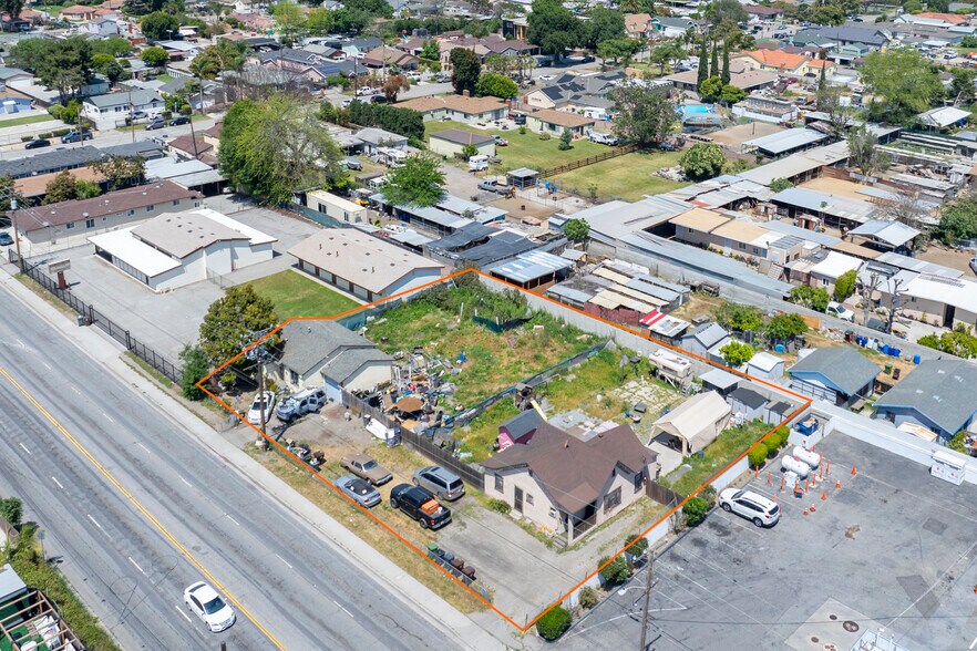 1230 S Wilmington Ave, Compton, CA for sale - Building Photo - Image 2 of 4